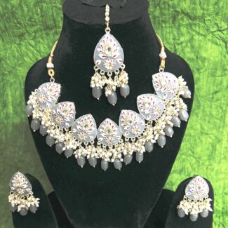 Kundan Necklace set with front Minakari