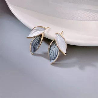 Tulip Earrings