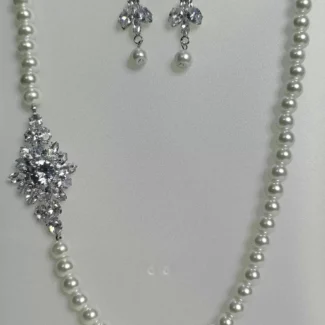 Elegant Pearl Necklace Set with Ad stones for Girls