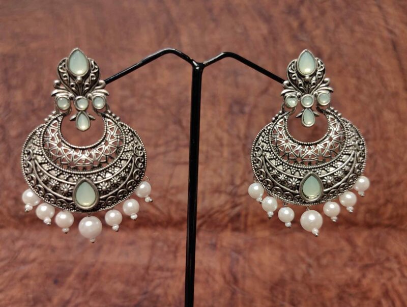 Drop earrings