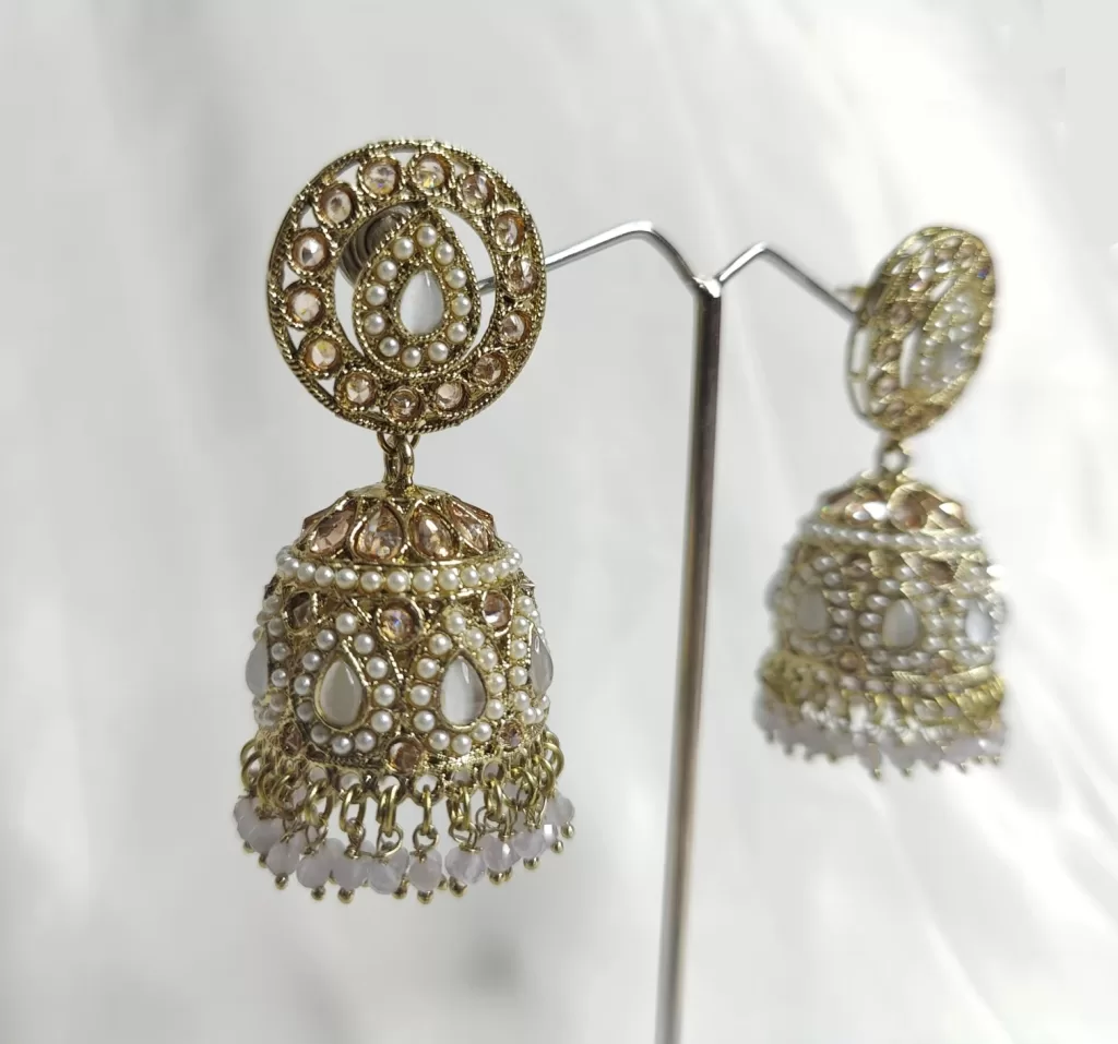 Round Neck Antique Necklace Set By Kalakriti Gallery