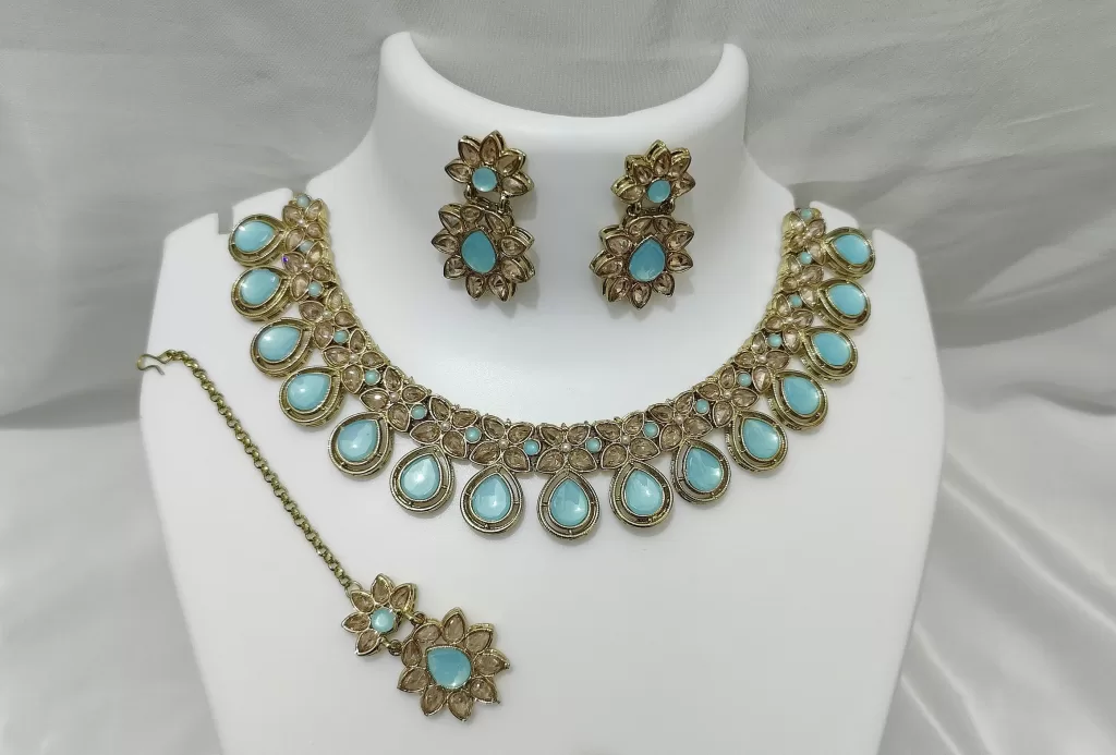 voguish Aqua Color Necklace set by Kalakriti Gallery