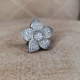 Flower Shaped Finger Ring With CZ Stones